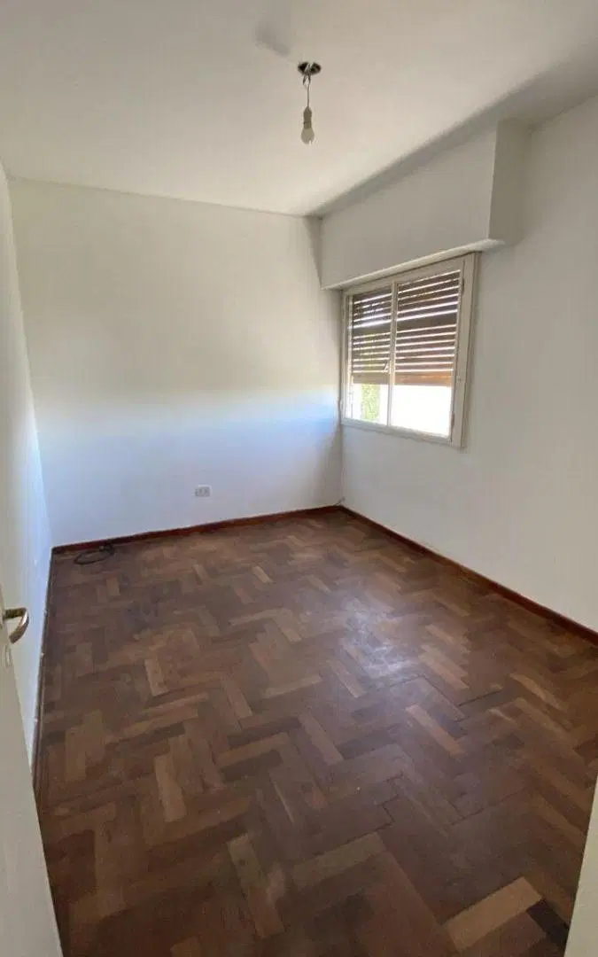 Alquiler Depto 3 Dormitorios con Balcón - 65 11 y 12 5