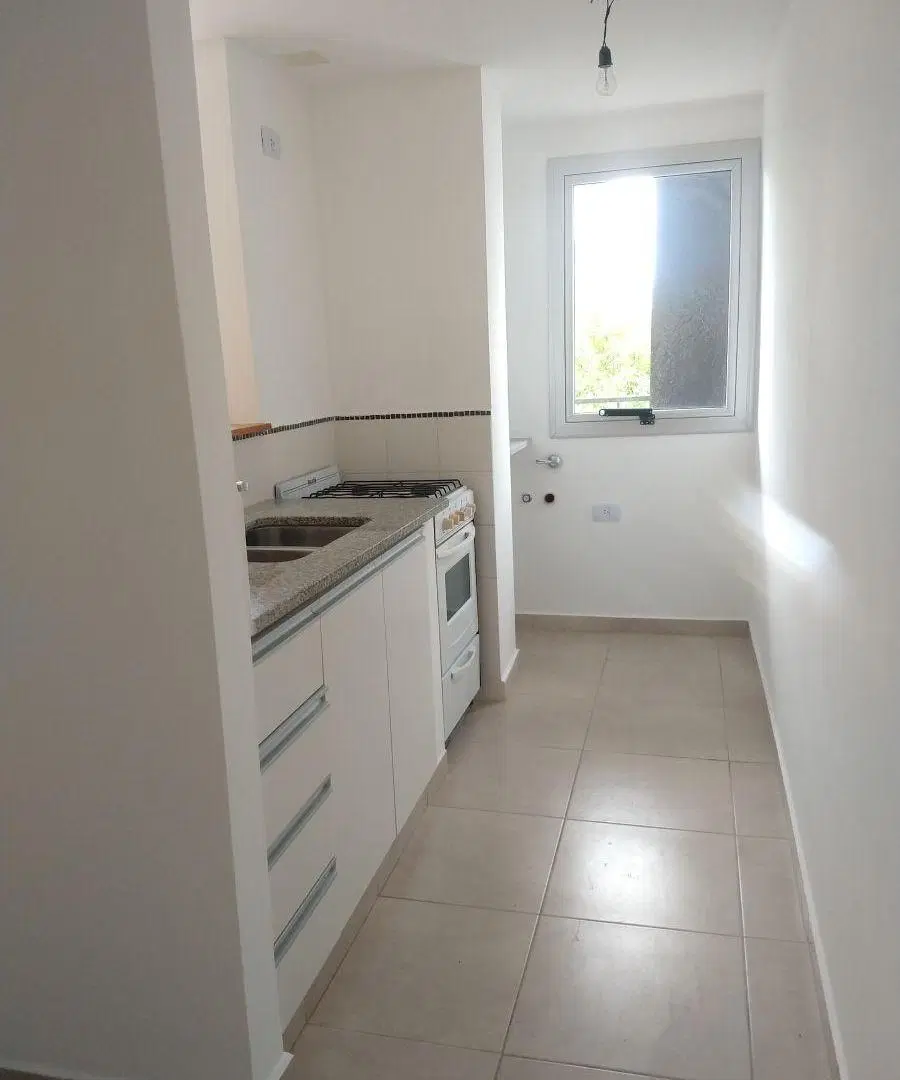 Alquiler Hermoso Depto- 1 dormitorio+BALCÓN -49 y 15 4