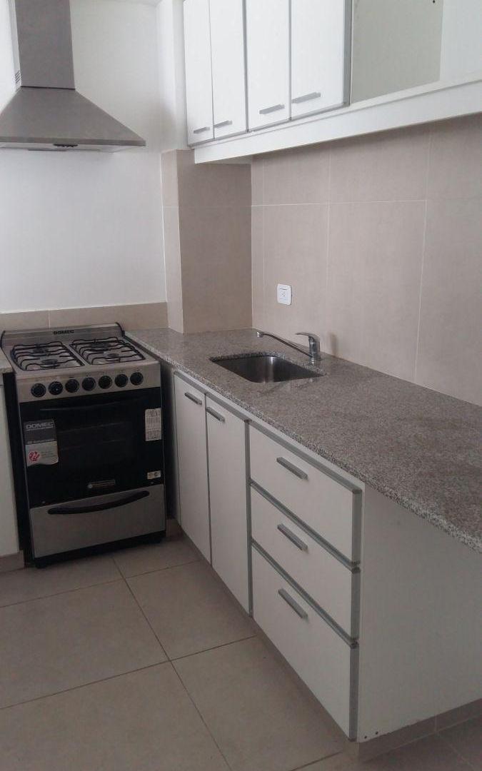 Foto de Moderno Monoambiente en Alquiler 1 e/64 y 65, imagen 4
