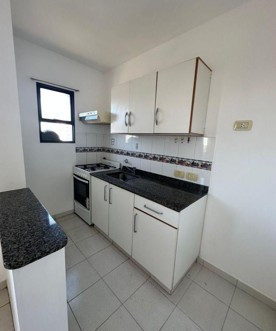Foto de ALQUILER DPTO 1 DORM+ balcón- 62 1 Y 2, imagen 2