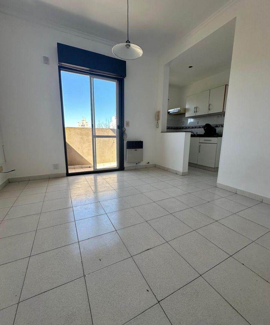 Foto de ALQUILER DPTO 1 DORM+ balcón- 62 1 Y 2, imagen 3