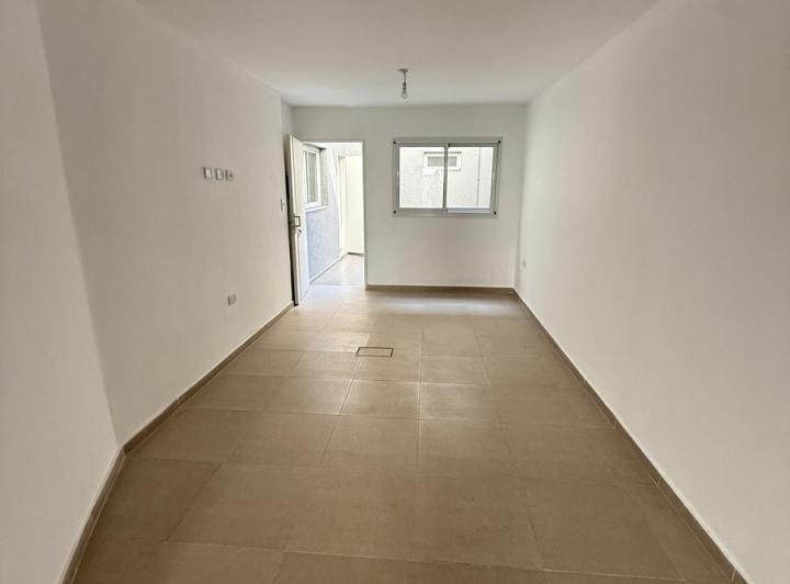 Departamento en alquiler 2 Dorm. con patio 3