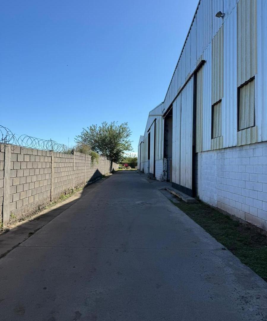 Foto de Galpón en Alquiler en Córdoba zona sur, imagen 2