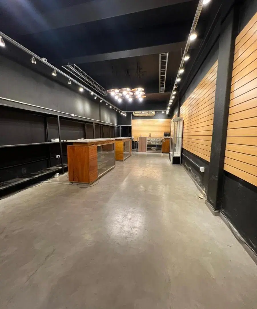 Local en alquiler, barrio Centro. 75 mt2 3