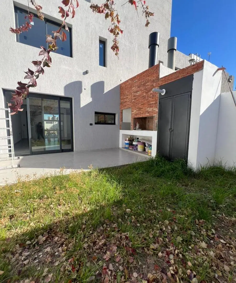 Duplex en venta dos dormitorios, Prados de Manantiales 2