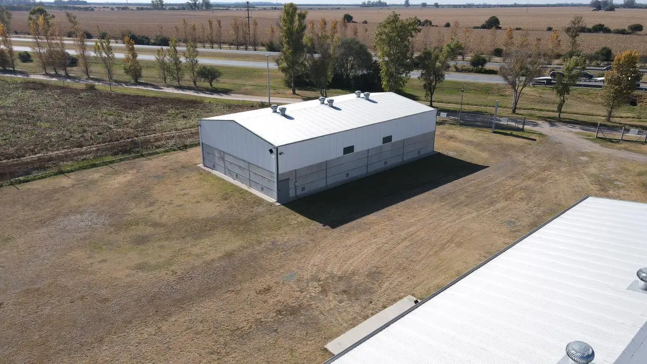 Venta Nave industrial en pilar sobre Autopista Córdoba - Rosario 8