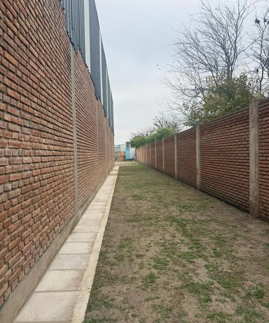 Galpón en Alquiler zona sur Cordoba 3