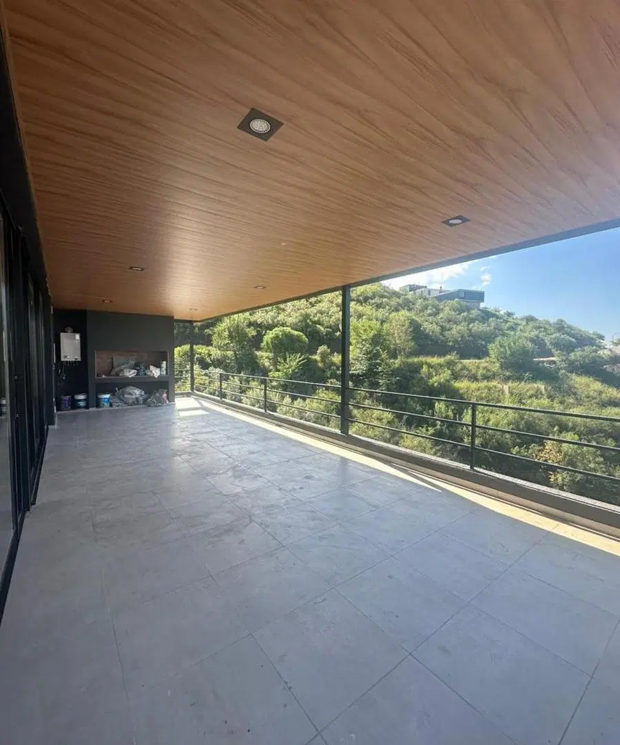 Casa en venta en la deseada 4