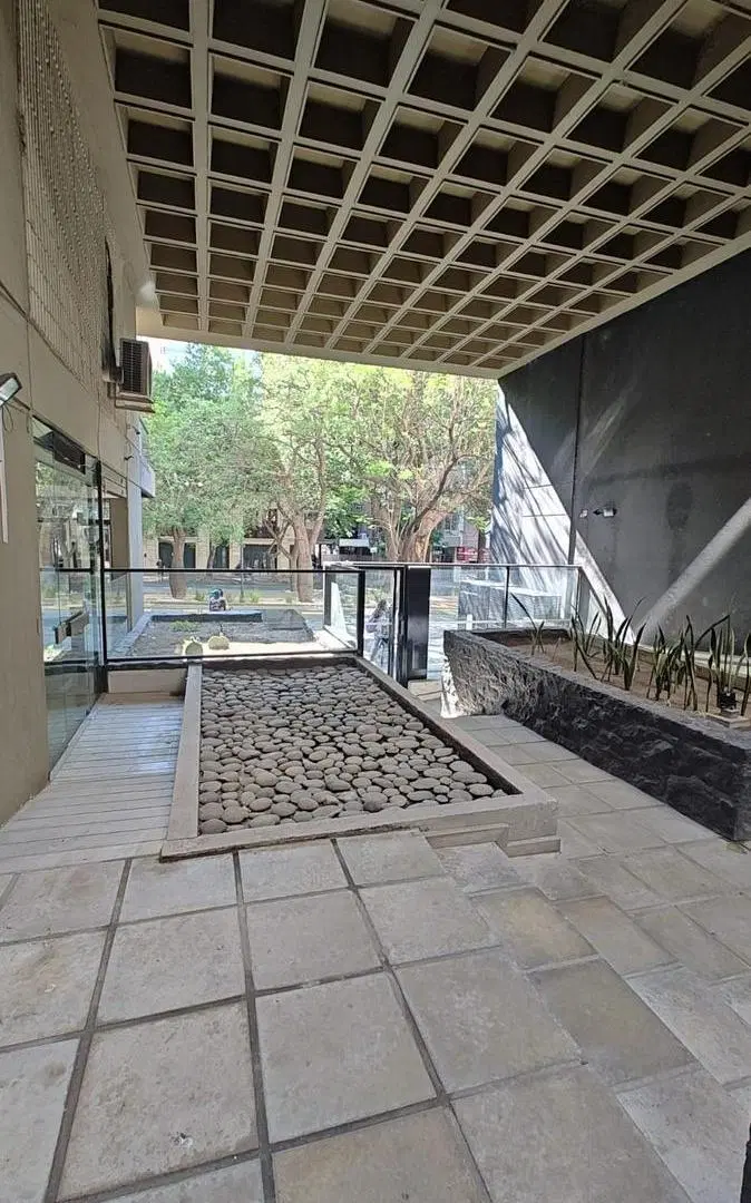 Oficina en Venta con patio y cocina en Nueva Córdoba 3