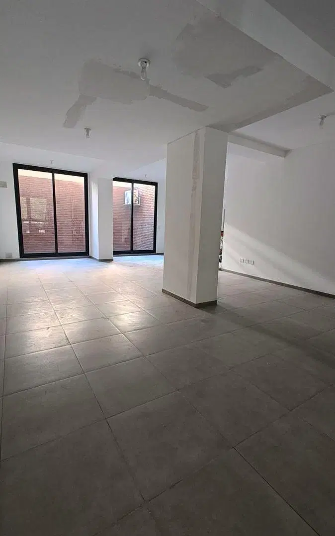 Oficina en Venta con patio y cocina en Nueva Córdoba 2