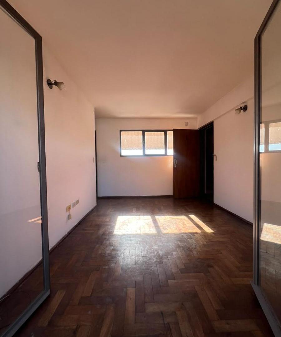 Foto de Departamento de 1 dorm en alquiler con balcon Alberdi, imagen 5