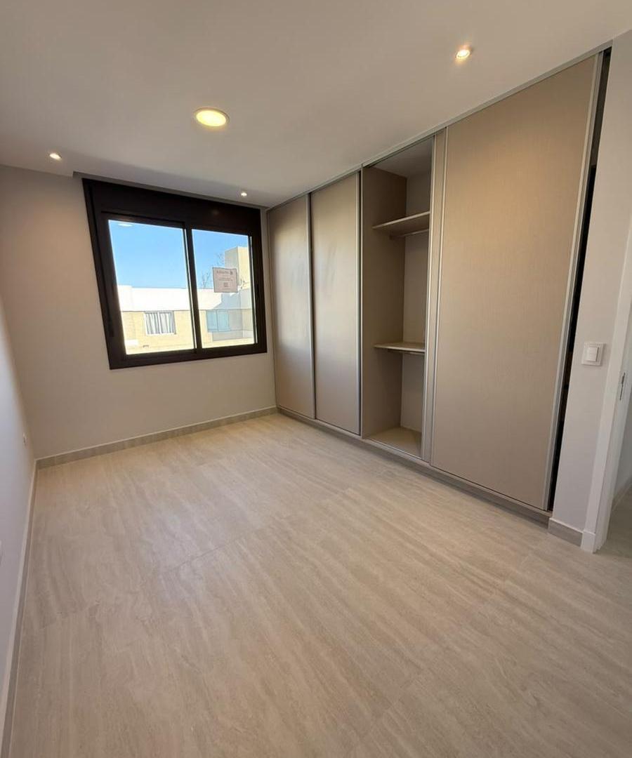 Foto de Duplex en venta greenville 2 Living comedor separado, imagen 4