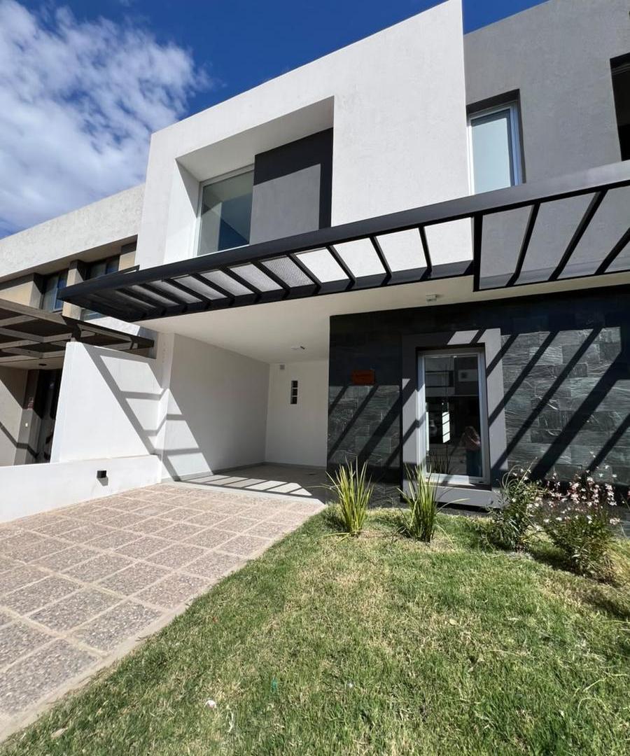 Foto de Duplex en venta 3 dormitorios Miradores de Manantiales 1, imagen 2