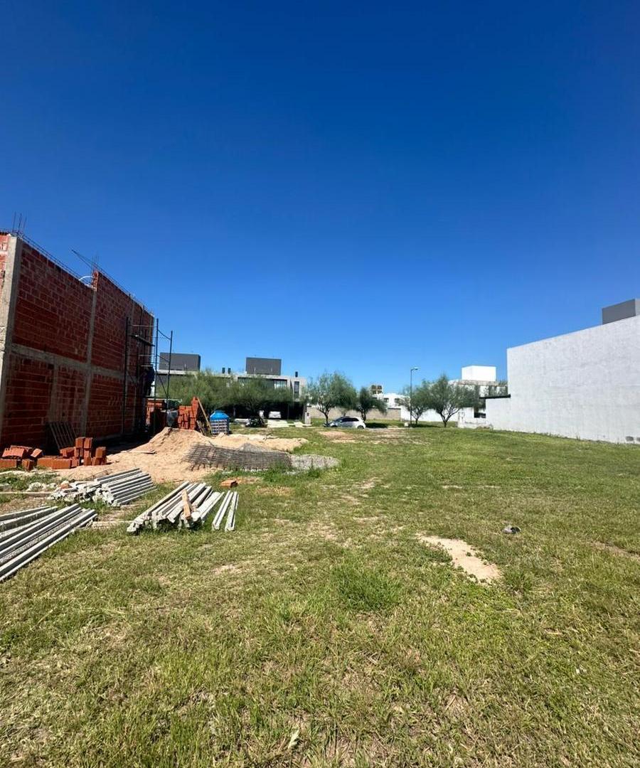 Foto de TERRENO APTO COMERCIO EN DOCTA BOULEVARD, imagen 4