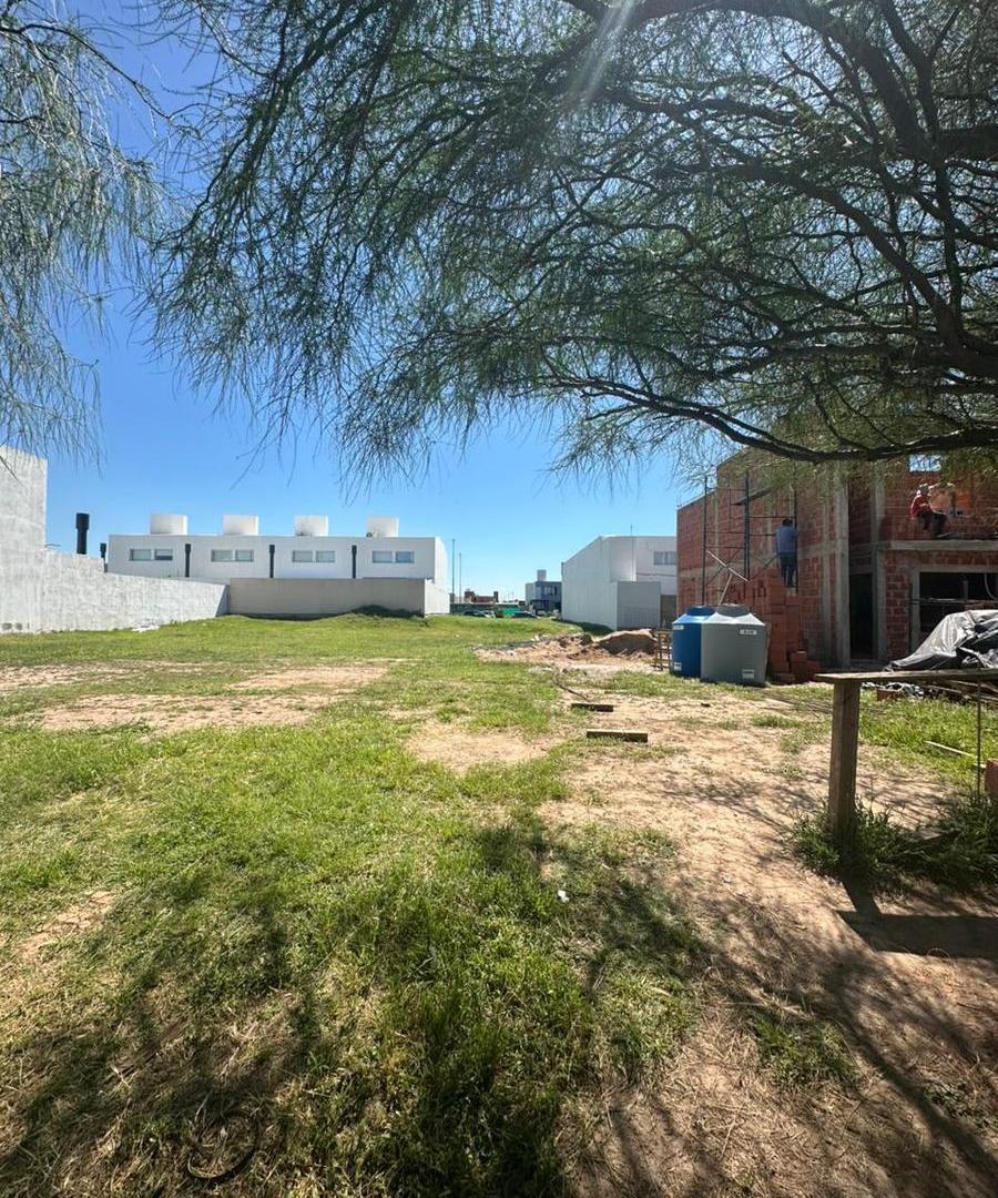 Foto de TERRENO APTO COMERCIO EN DOCTA BOULEVARD, imagen 3