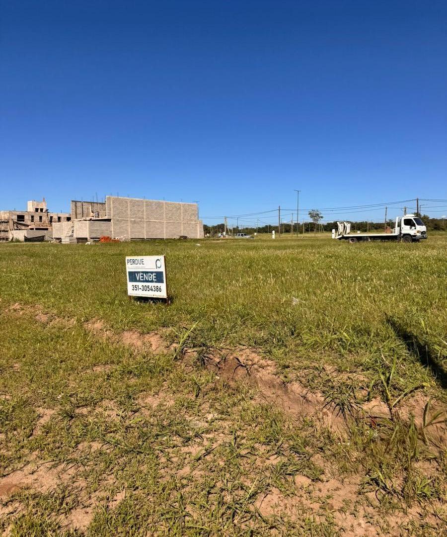 Foto de TERRENO EN VENTA DOCTA PARQUE 360 mt2 APTO DUPLEX, imagen 4