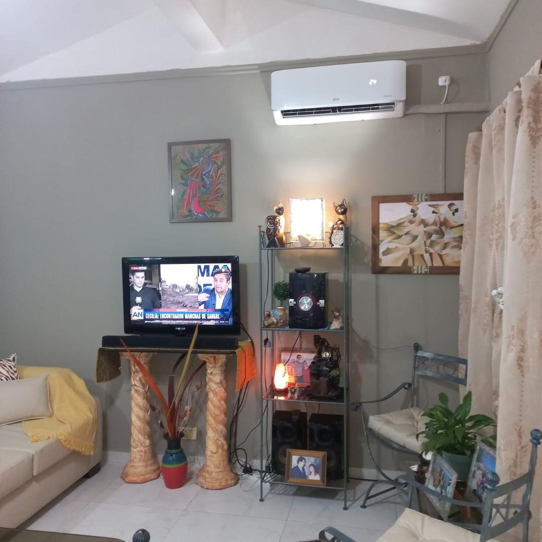 Se Vende: B° Llaponagat Dpto. de 2 Dorm. Zona Unne 4