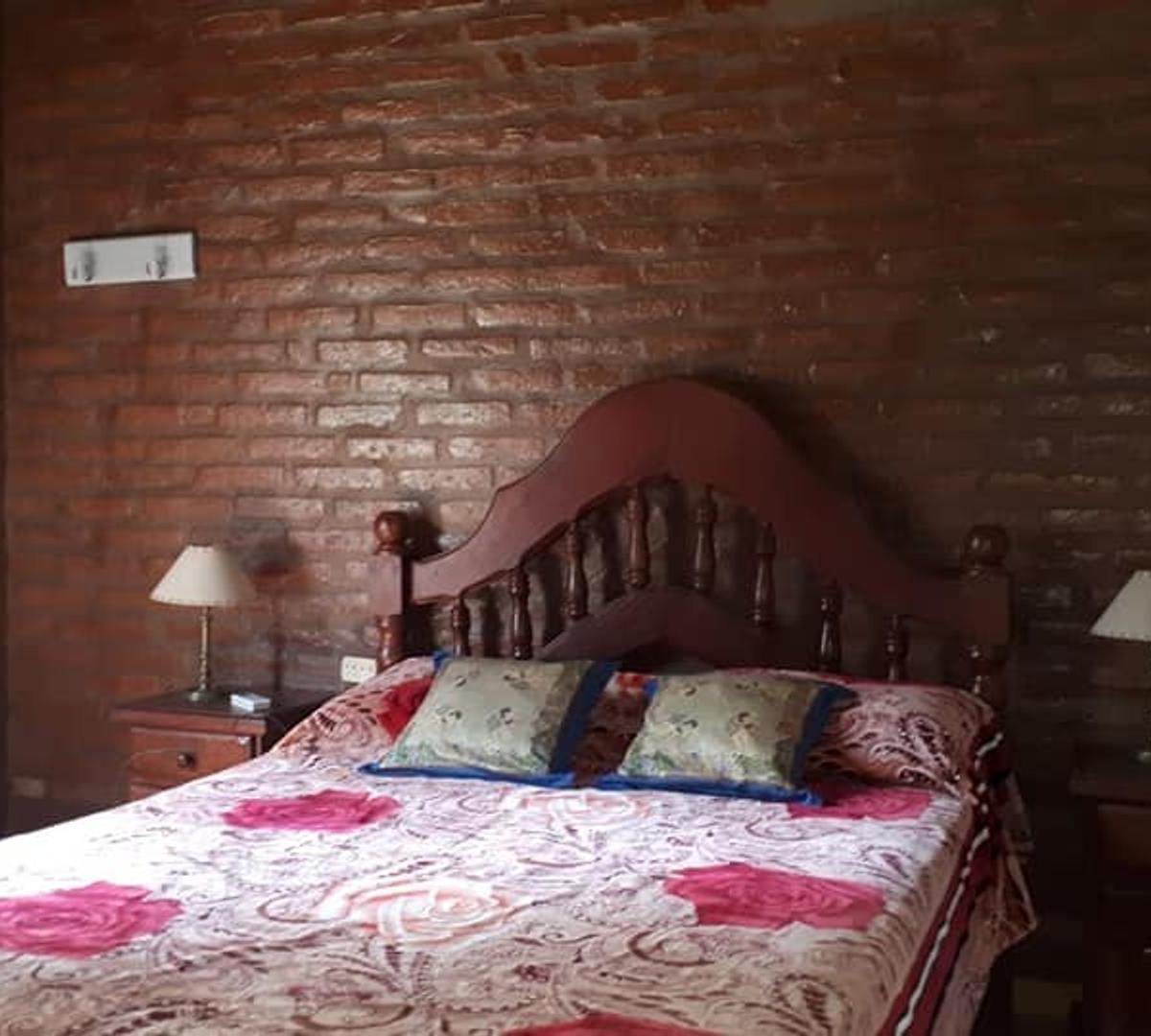 Se Vende: Paso de La Patria, Lote con Cabañas 1