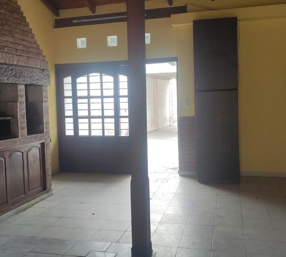 Se Vende: Arbo y Blanco 1200, Dos Propiedades en Uno 2