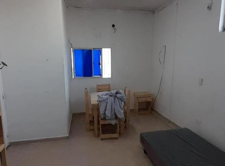 Se alquila departamento en micro centro 5