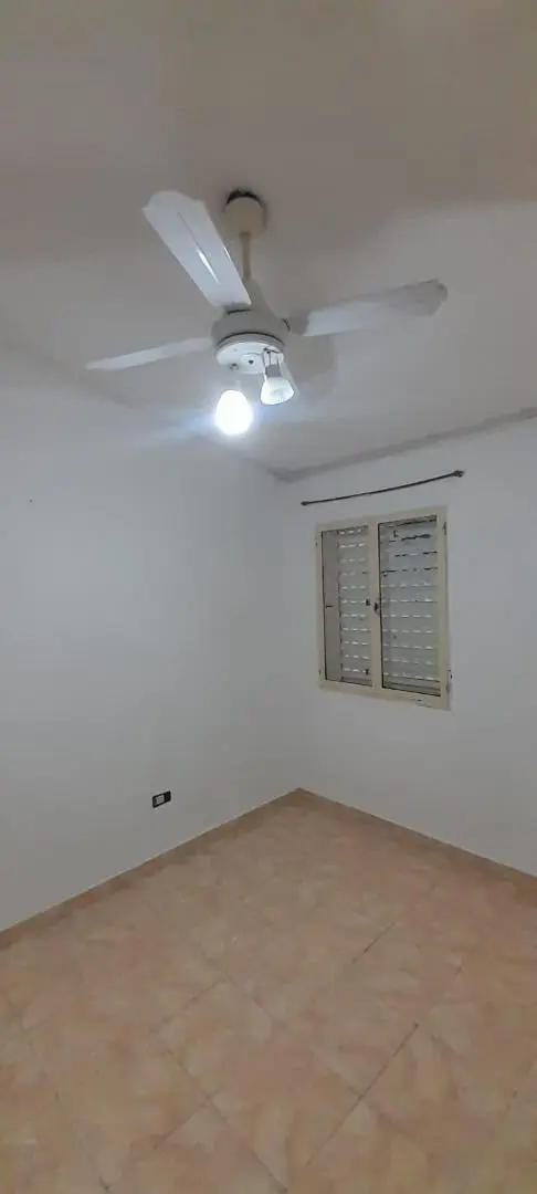 Se ALQUILA Departamento 2