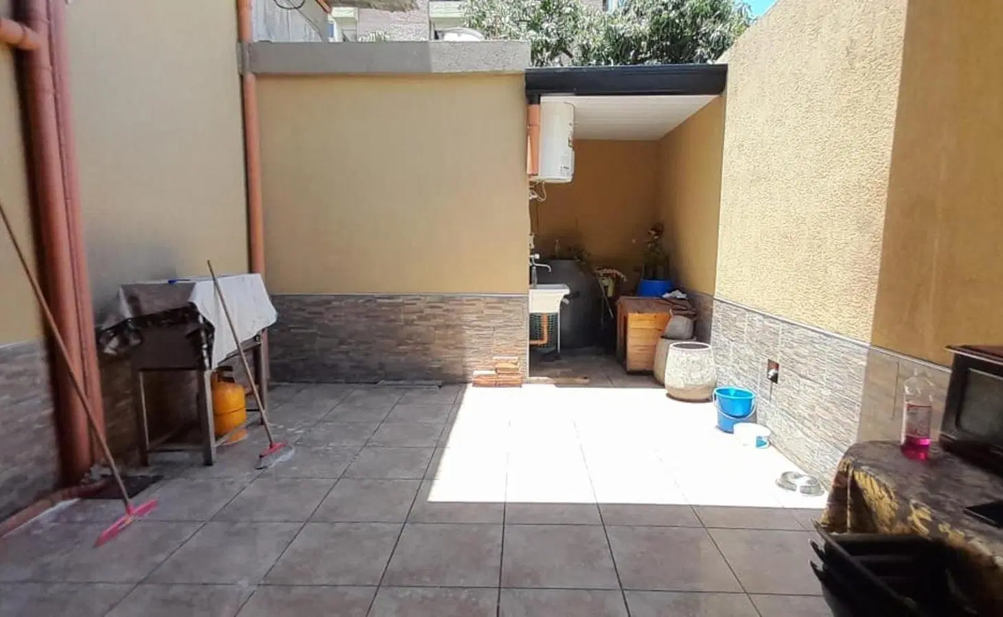 Mendoza 487. Local Comercial 4