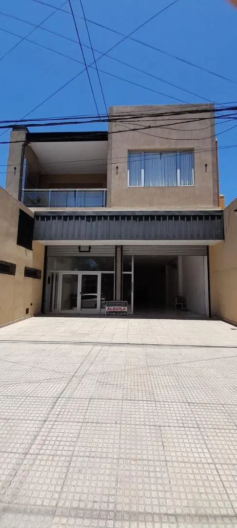 Mendoza 487. Local Comercial 2