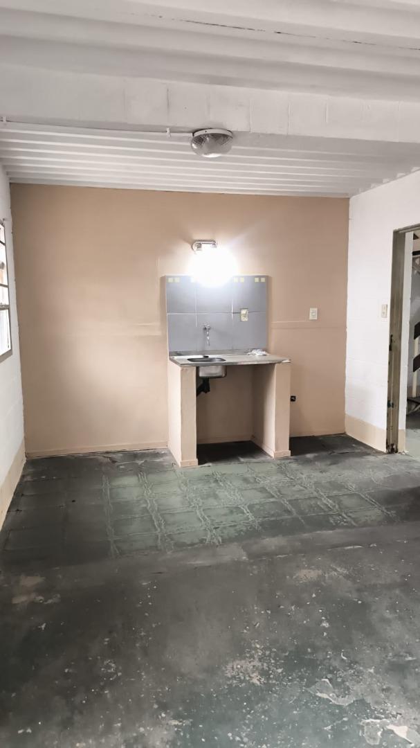 Foto de ¡EN VENTA B° ESPAÑA– DÚPLEX DE 4 DORMITORIOS!, imagen 3