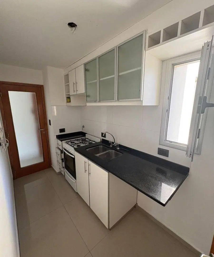 Departamento de un dormitorio en Alquiler con Balcón 2