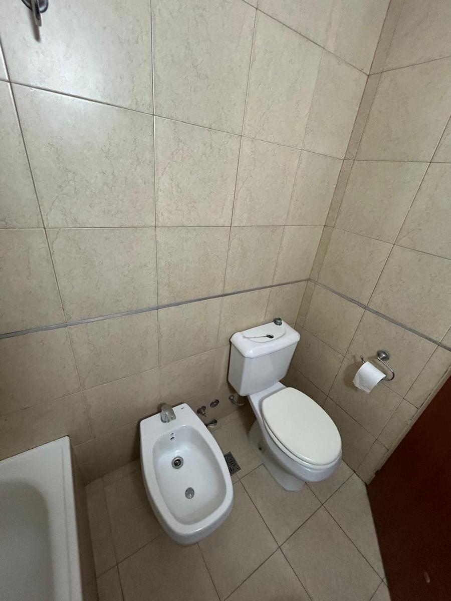 Departamento - Monte Castro 4