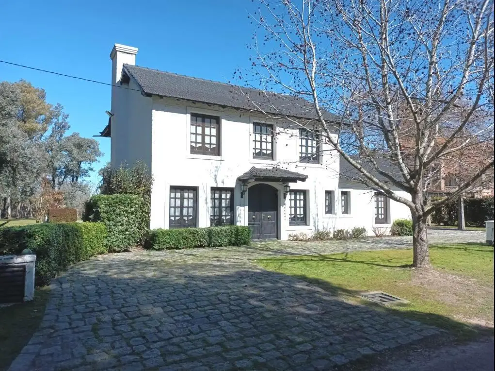 Casa en Las Praderas De Lujan 4