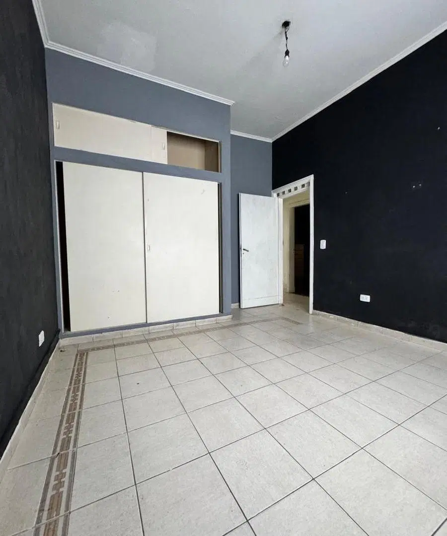 Casa con Patio en Castelar, Aristobulo del Valle al 300 1
