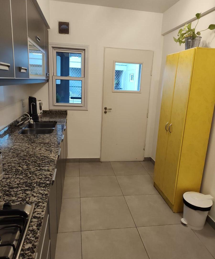 Foto de Departamento amplio dos ambientes en Villa Urquiza, imagen 3