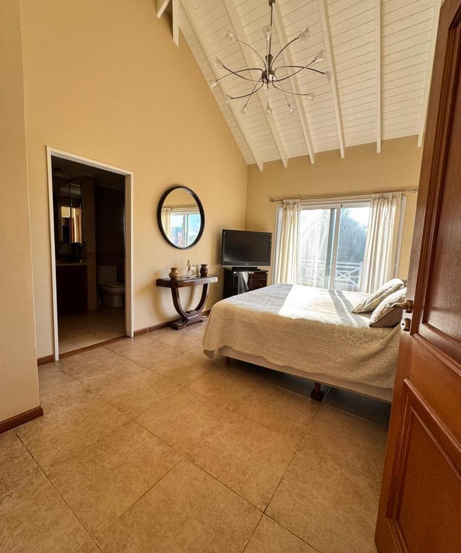 Foto de Hermosa Casa en Barrio La Deseada, Ezeiza., imagen 3