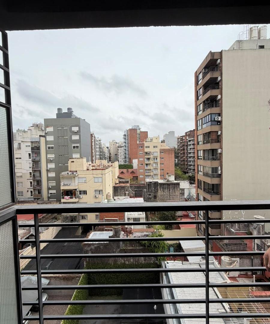 Foto de Departamento Dr. Pedro Ignacio Rivera al 4800, imagen 1