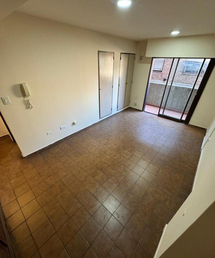 Monoambiente con Balcon en Nueva Cordoba - Rondeau 130