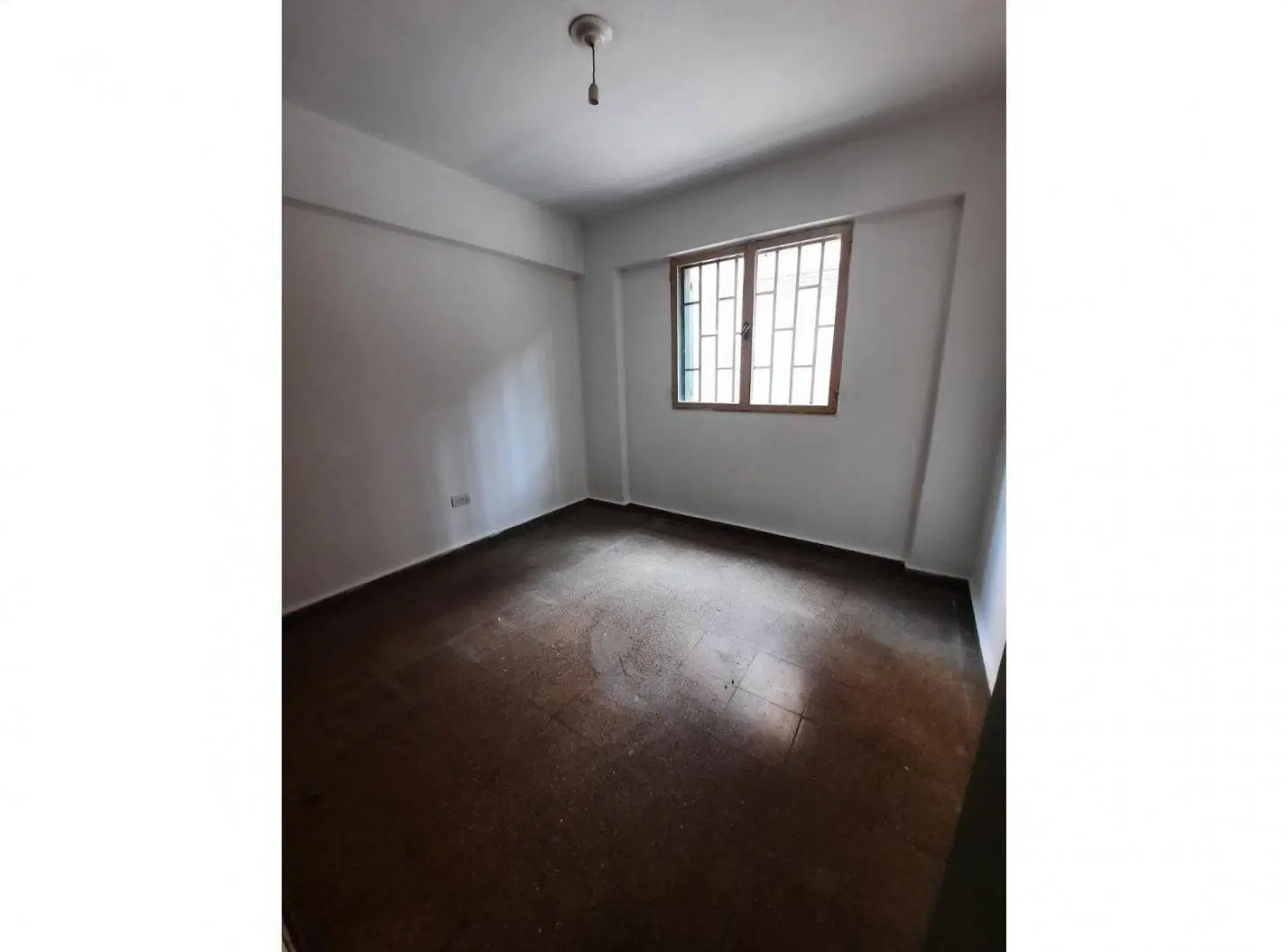 Depto 27 De Abril Nº 1797 SS B 3 Dorm 4