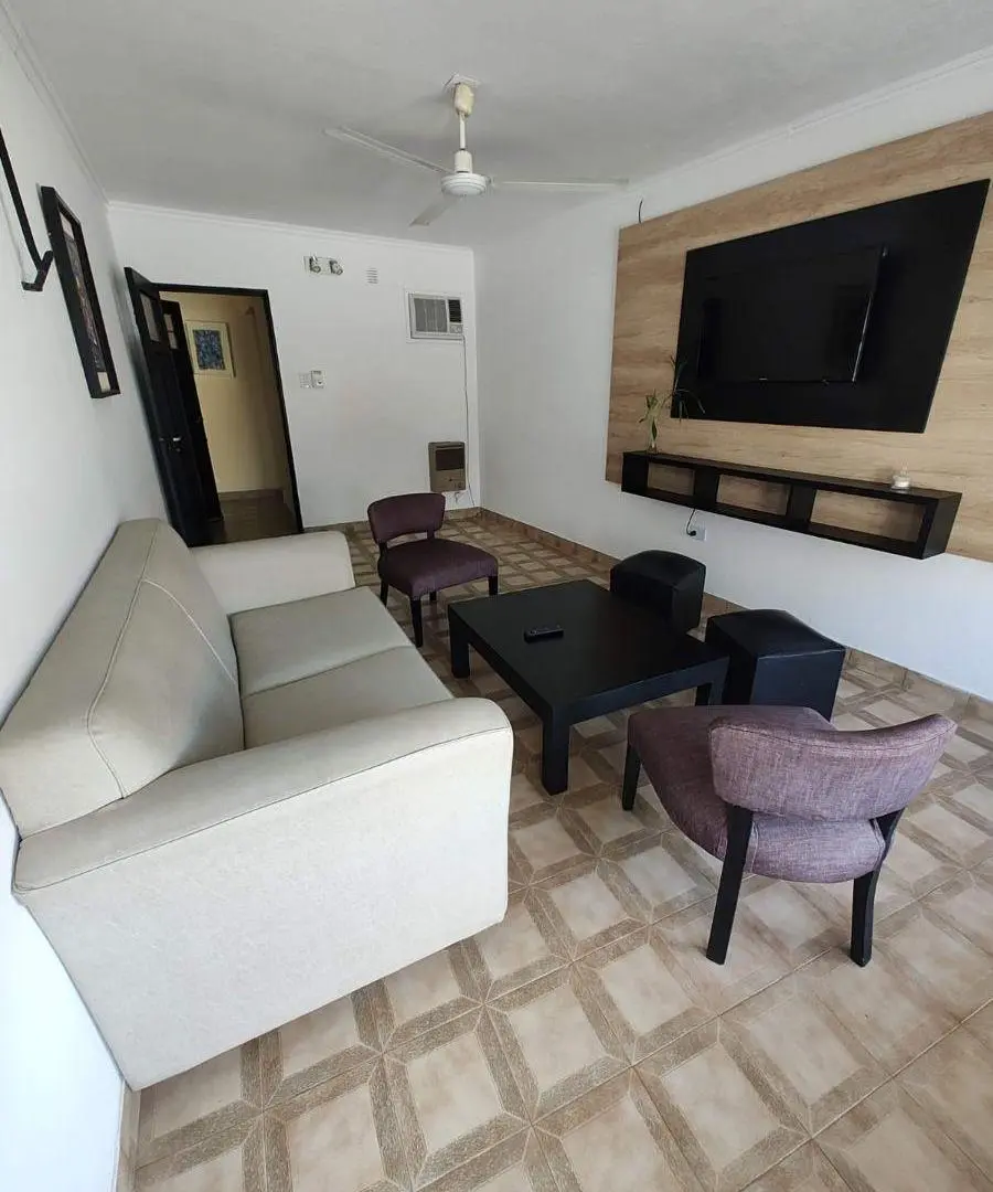 Casa en Paraná 4 dormitorios 2 baños 2 cocheras 5