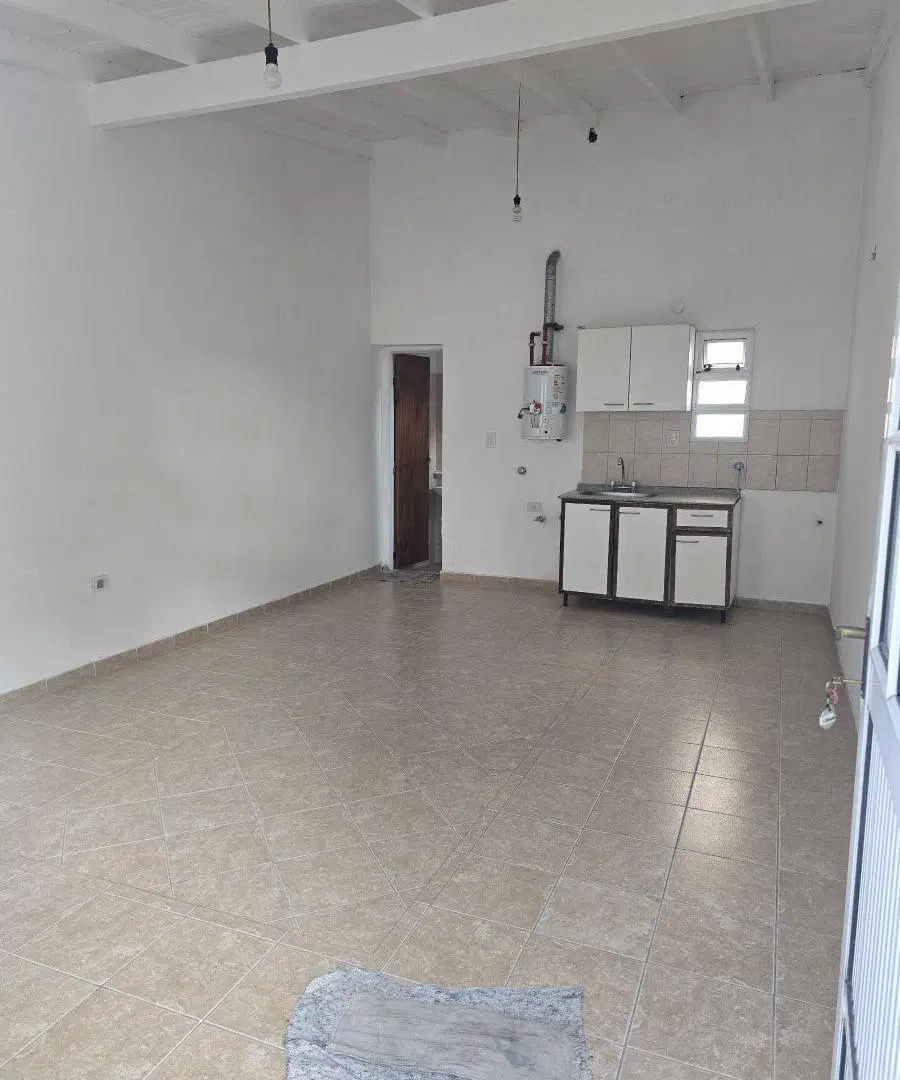 Departamento en alquiler en Oro Verde monoambiente 4