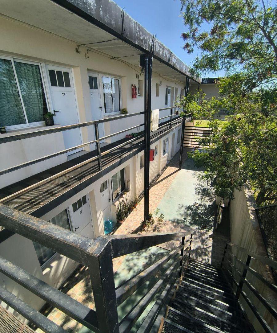 Foto de Departamento en Oro Verde de un dormitorio con cochera, imagen 4