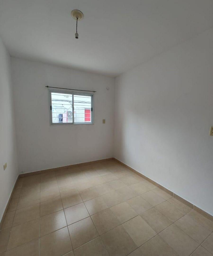 Foto de Departamento en Oro Verde de un dormitorio en planta baja, imagen 5