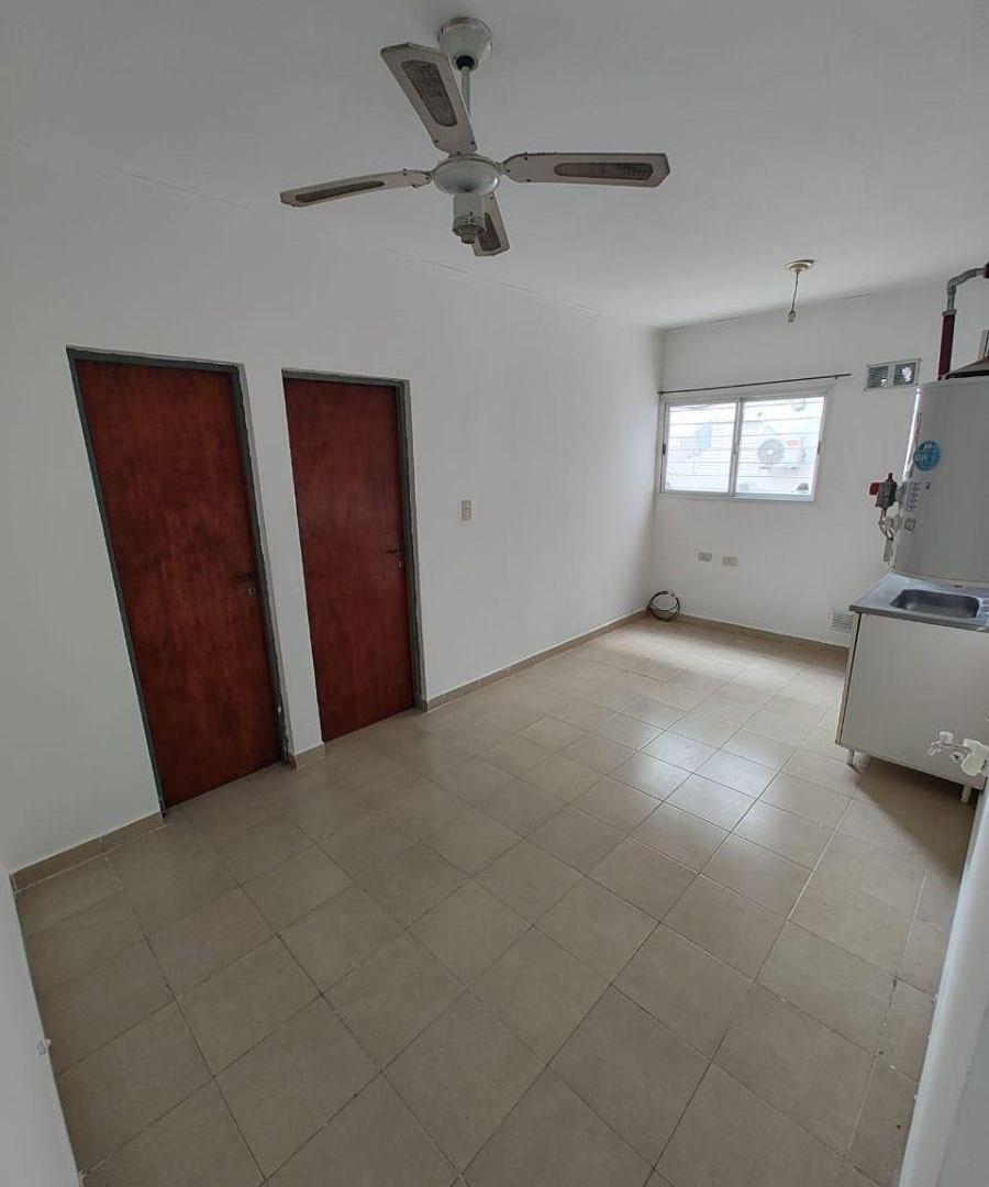 Foto de Departamento en Oro Verde de un dormitorio en planta baja, imagen 3