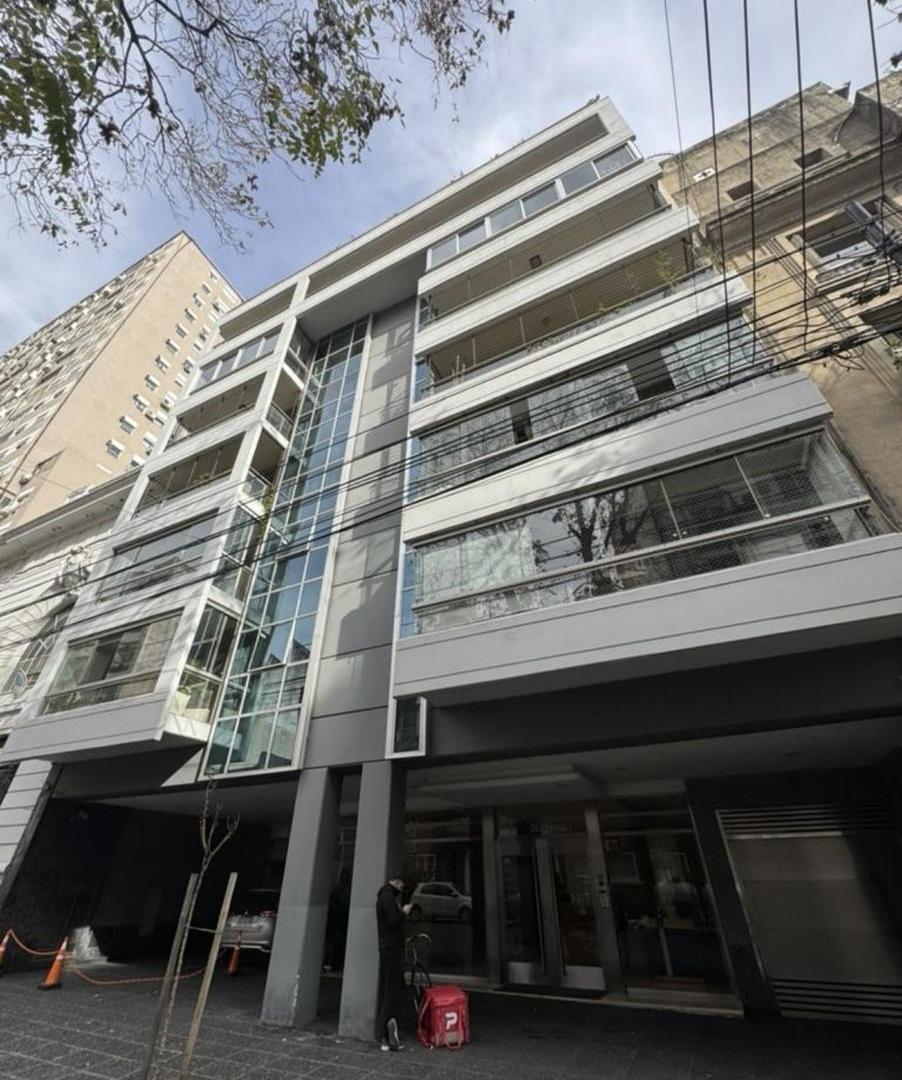 Venta de departamento cuatro ambientes en Palermo Chico