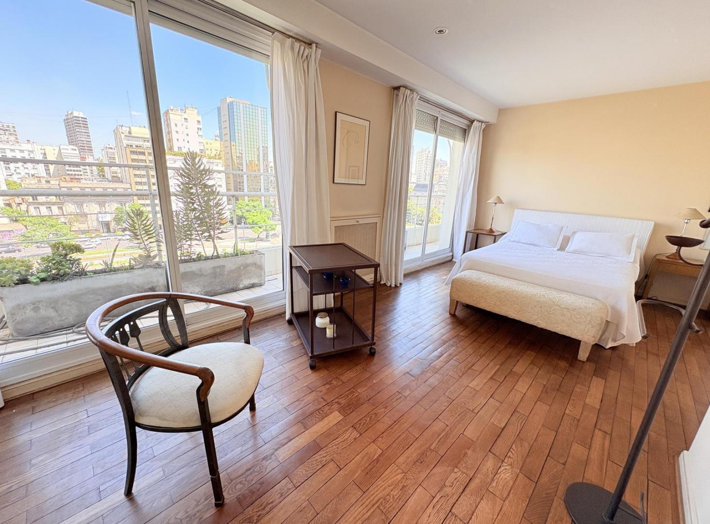 VENTA EDIF RACIONALISTA DEPTO REFACCIONADO AL FRENTE 141 M2 VENTA