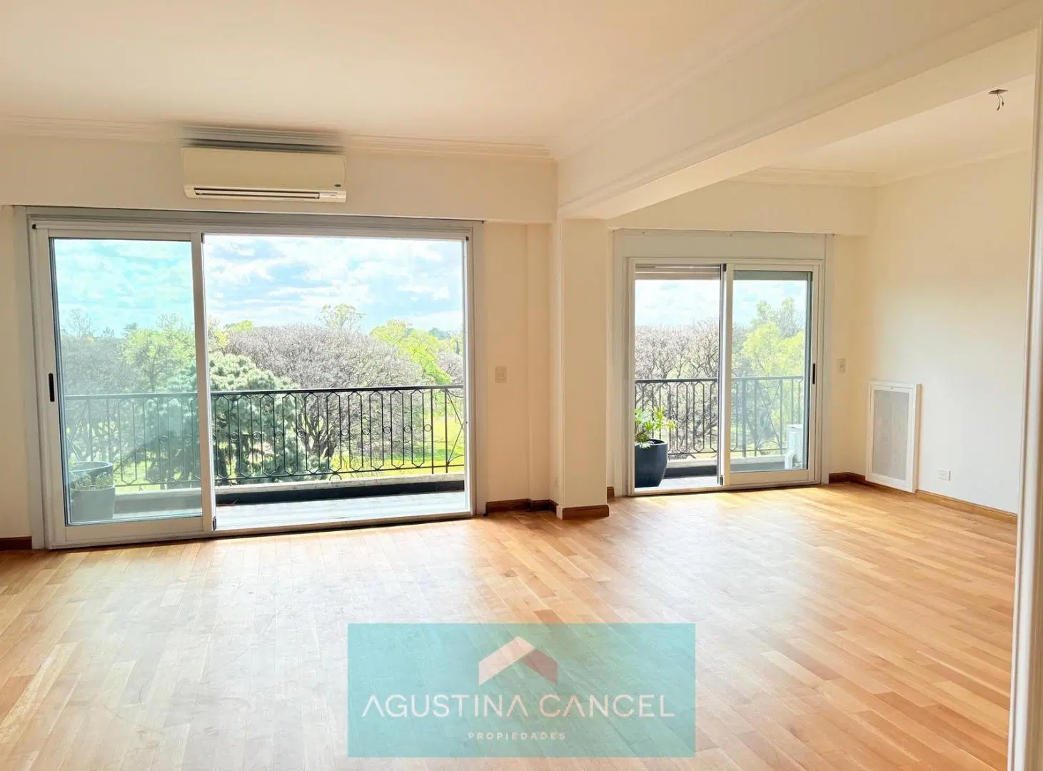 Venta Av. Libertador vista jardines edifico frances cochera vig 24 hs 4
