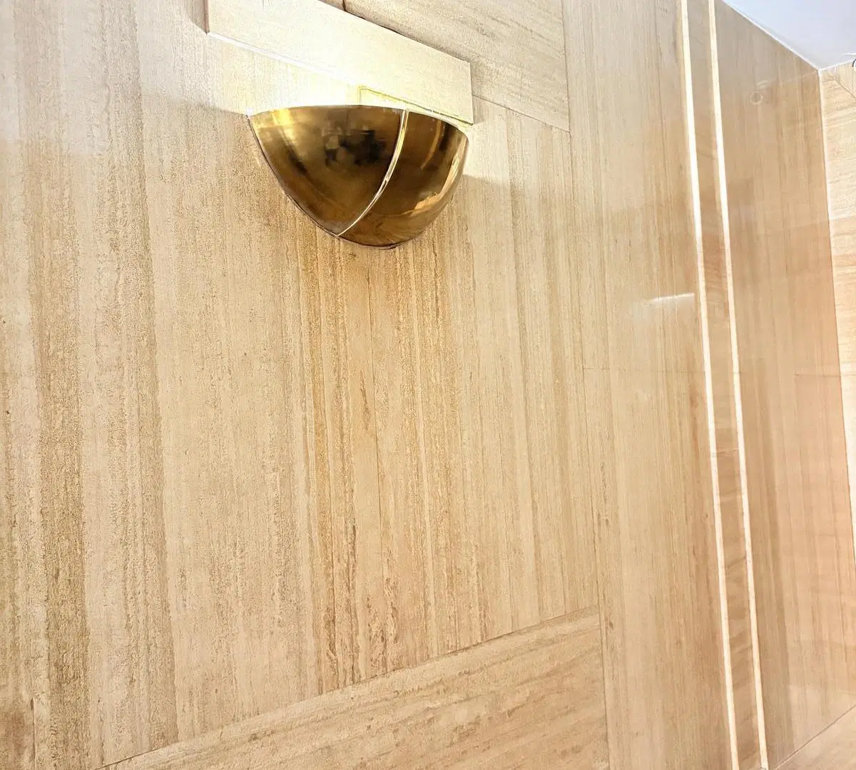 VENTA EDIF RACIONALISTA DEPTO REFACCIONADO AL FRENTE 141 M2 VENTA 3