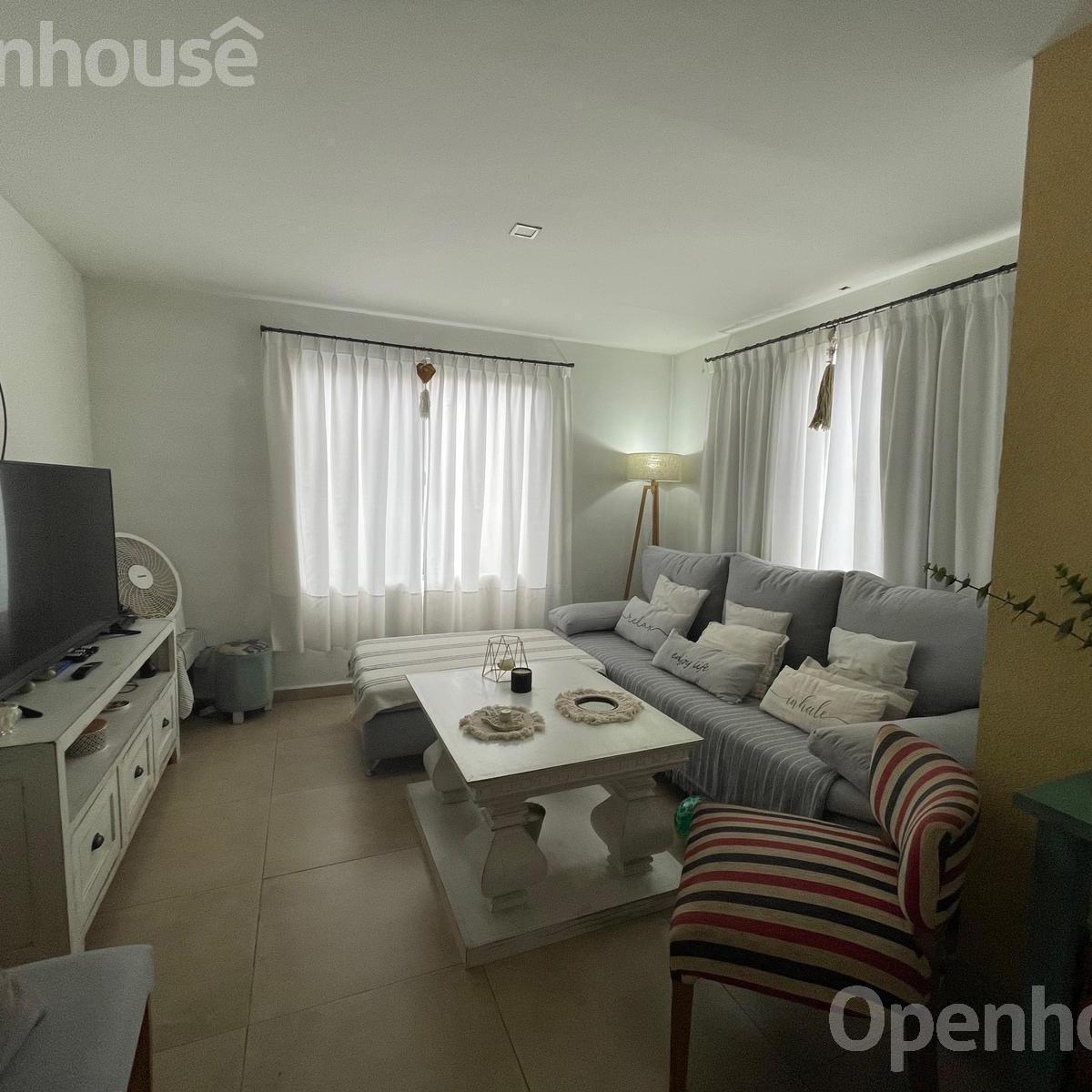 Foto de VENTA IMPECABLE Casa en El Hornero APTA CREDITO!, imagen 2