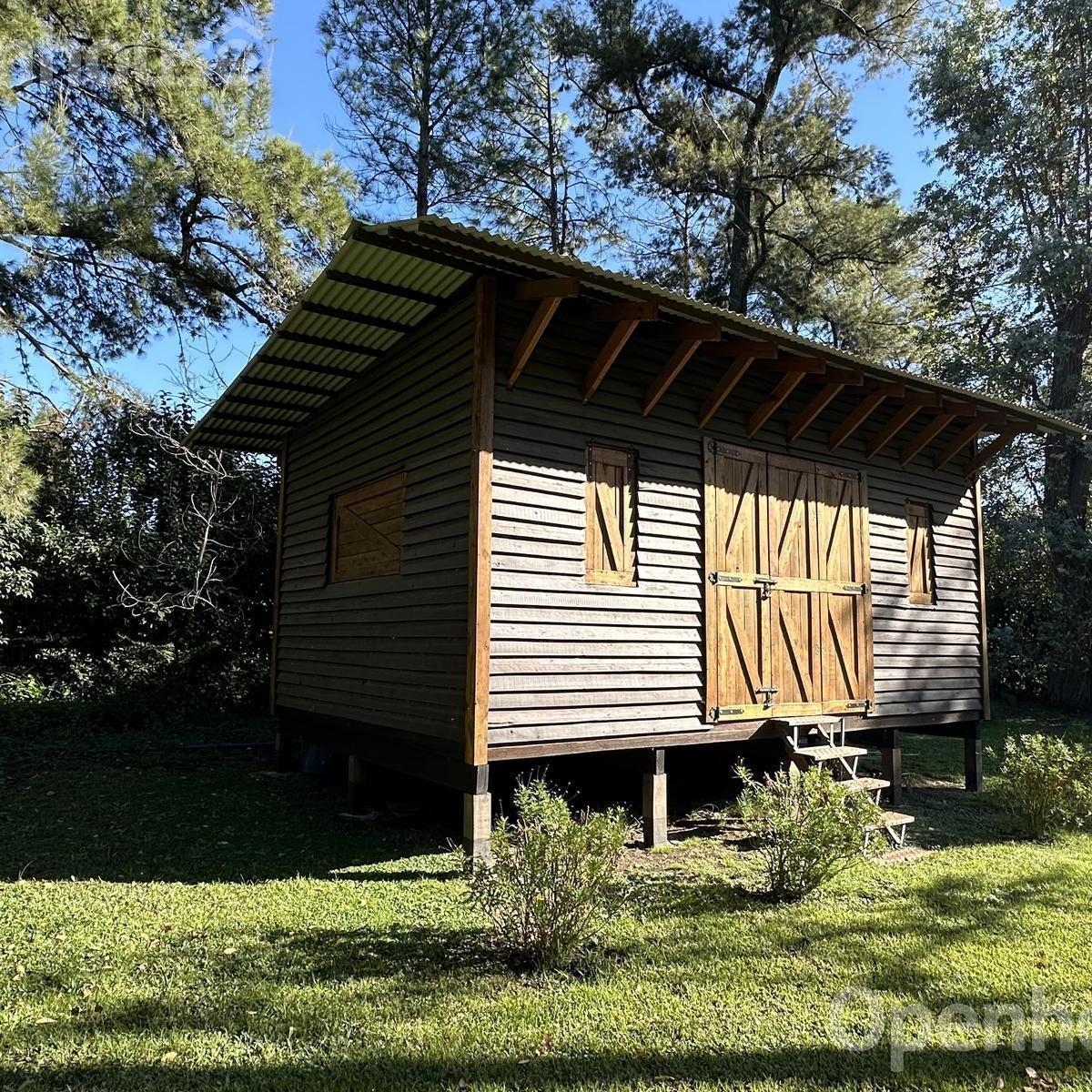 Foto de VENTA LOTE DE 1300 M2 EN ROBLES DEL MONARCA!! ESCRITURA INMEDIATA, imagen 2
