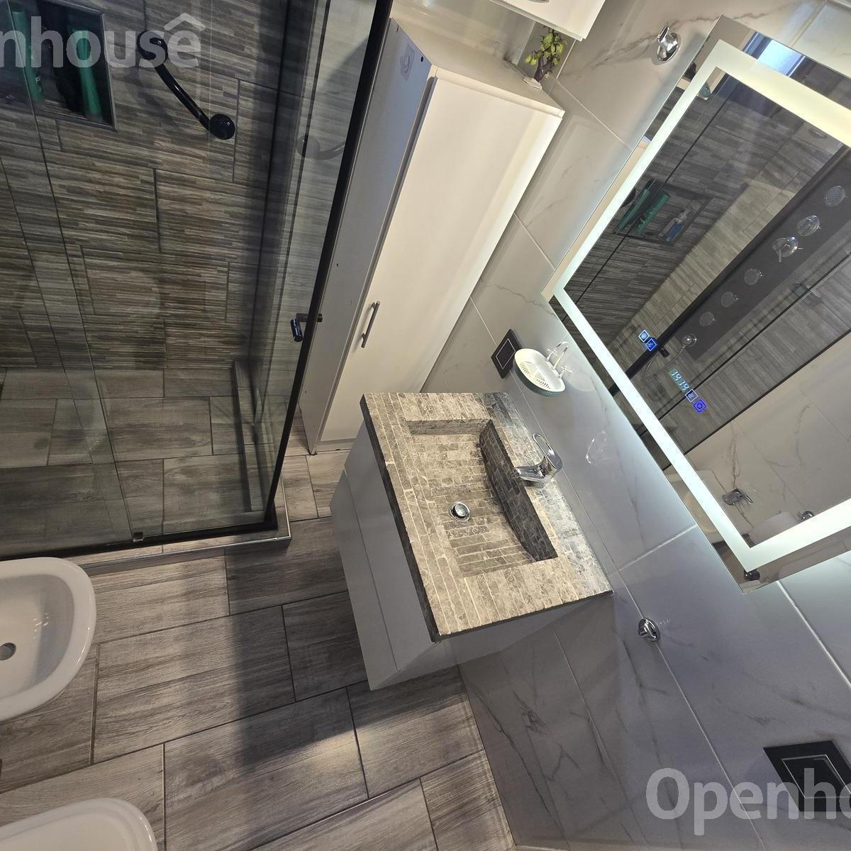 Venta Departamento 3 Ambientes con Balcon y Cochera en Velez Sarsfield 4