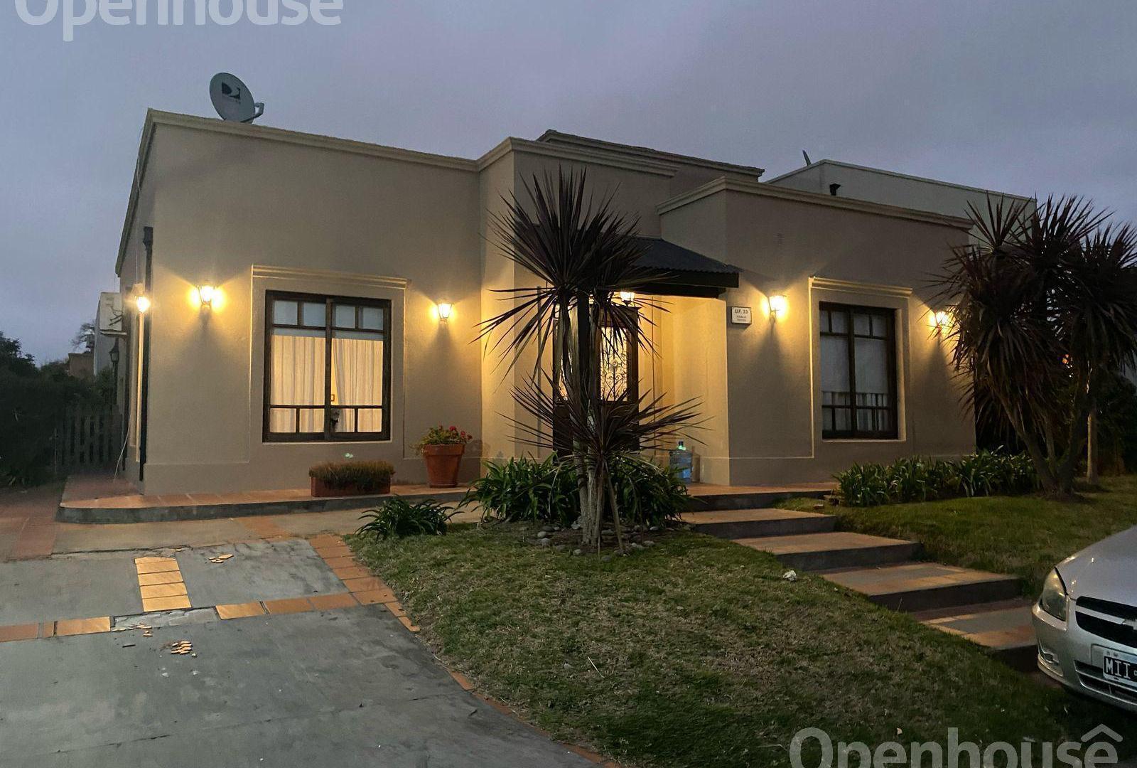 VENTA-EXCELENTE CASA EN BARRIO EL HORNERO-APTA CREDITO